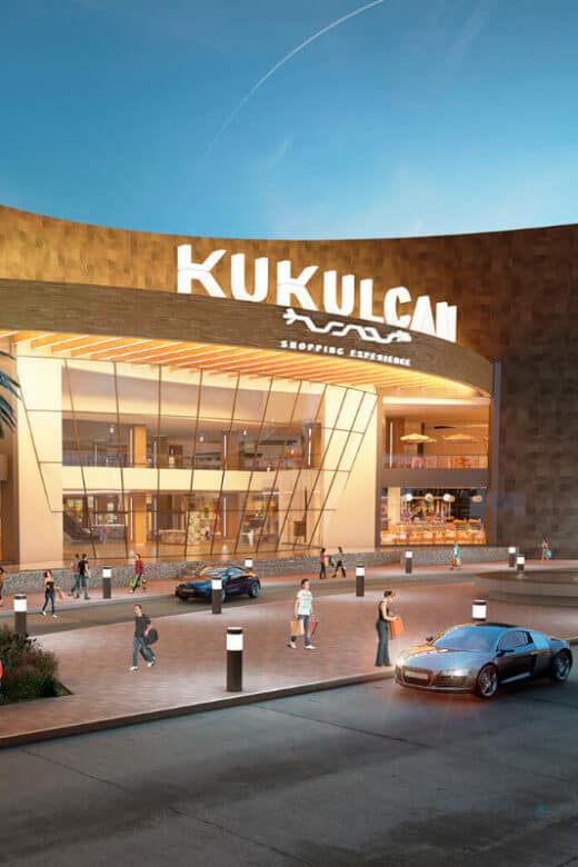 Plaza Kukulcan